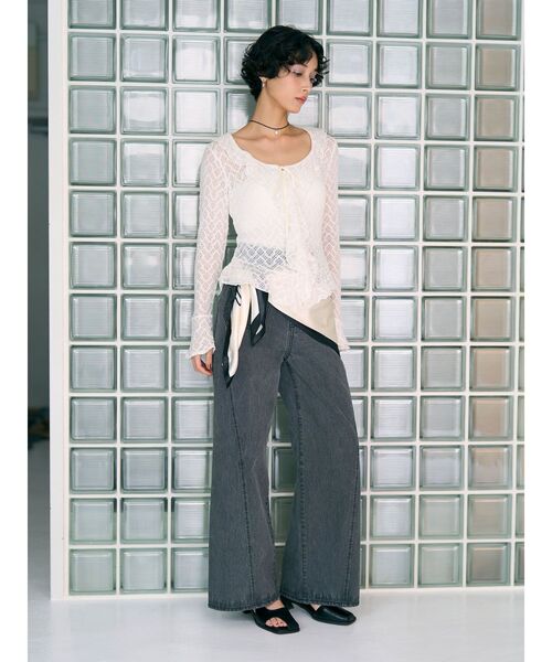 LAGUNAMOON(ラグナムーン)の「レースフリルデザインシャツ(シャツ/ブラウス・レディース・ブルー/ブラック/ブラウン/ホワイト・FREE)」の12枚目の写真