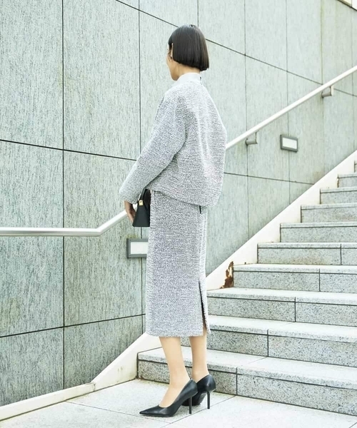 MICHEL KLEIN（ミッシェル・クラン）の「[セットアップ対応]ファンシーツイードノーカラージャケット（ノーカラージャケット・レディース・グレー/ネイビー・38）」の18枚目の写真