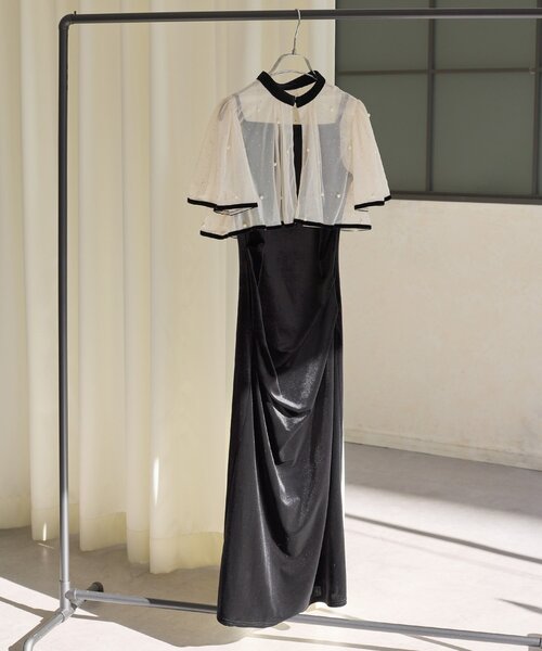 Thevon(ゼボン)の「【Yuna企画】ビジューボレロ×ベロアキャミワンピース(ワンピース・レディース・ブラック・S/M)」の3枚目の写真