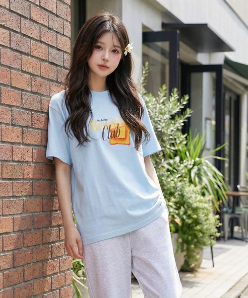 September SEOUL(セプテンバーソウル)の「トーストとバターグラフィックプリントTシャツ(Tシャツ/カットソー・レディース・ホワイト/ブルー・FREE)」の8枚目の写真