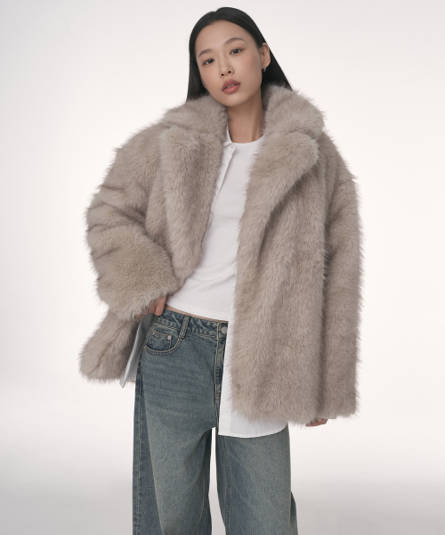 MUSINSA STANDARD WOMAN（ムシンサスタンダードウーマン）の「ウィメンズシャギーフェイクファーダブルハーフジャケット[ベージュ]（ムートンコート・レディース・その他・S/M）」の2枚目の写真