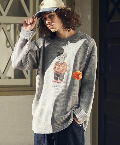 UN-FILLED(アンフィルド)の「mlt5571-UF DOG WAFFLE LONG SLEEVE T-shirt ロンT(シュナウザー)-着丈前後差無(SDUF-2604SNZ-L)(Tシャツ/カットソー・メンズ・アイボリー/グレー/ホワイト・ONE SIZE)」の3枚目の写真