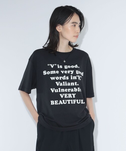 maturely(マチュアリー)の「【別注】HEAR MY NAME × maturely / メモラブル プリント Tシャツ(Tシャツ/カットソー・レディース・ブラック/アイボリー・ONE SIZE)」の2枚目の写真
