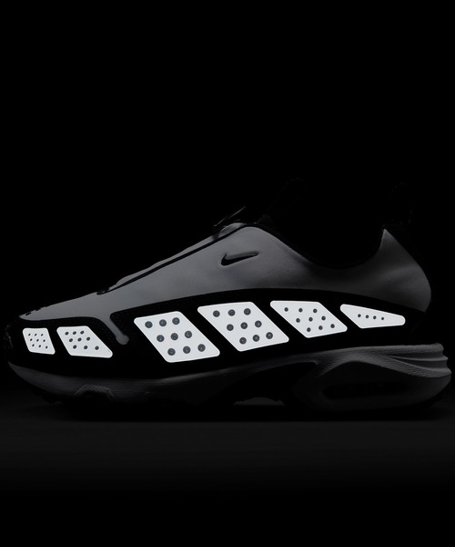 NIKE(ナイキ)の「NIKE WMNS AIR MAX SNDR FZ2068-100(スニーカー・レディース・ホワイト・23.5cm/24.5cm/24cm/25cm)」の9枚目の写真