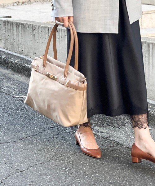 NOLLEY’S（ノーリーズ）の「HINERI A4トートバッグ（トートバッグ・レディース・ブラック/ベージュ・FREE）」の4枚目の写真