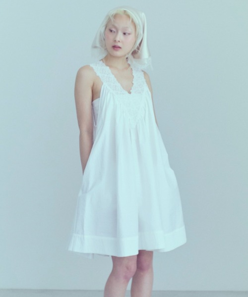 EN NEUME(エンノイム)の「Lace Mini Dress(ワンピース・レディース・ホワイト/ブラック・0/1)」の1枚目の写真