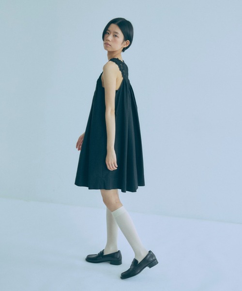 EN NEUME(エンノイム)の「Lace Mini Dress(ワンピース・レディース・ホワイト/ブラック・0/1)」の7枚目の写真
