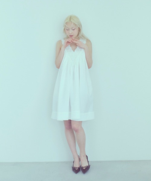 EN NEUME(エンノイム)の「Lace Mini Dress(ワンピース・レディース・ホワイト/ブラック・0/1)」の12枚目の写真