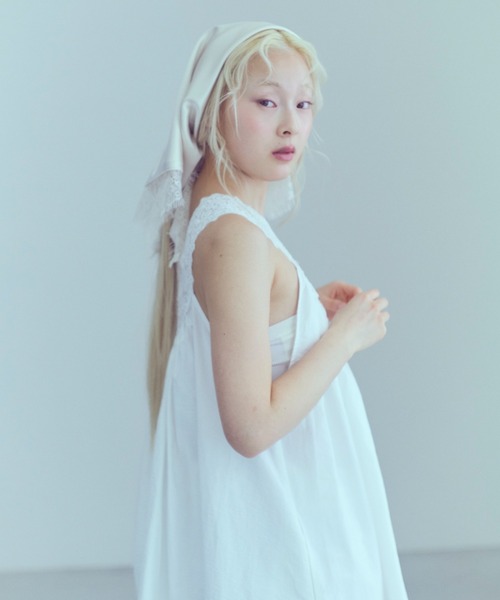 EN NEUME(エンノイム)の「Lace Mini Dress(ワンピース・レディース・ホワイト/ブラック・0/1)」の14枚目の写真