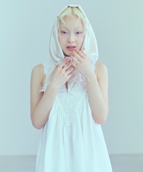 EN NEUME(エンノイム)の「Lace Mini Dress(ワンピース・レディース・ホワイト/ブラック・0/1)」の15枚目の写真