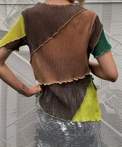 ENCLOSURE（エンクロージャー）の「【ENCLOSURE】2way multicolor switching sheer blouse（シャツ/ブラウス・レディース・グリーン系その他/レッド系その他/グレー系その他・FREE）」の12枚目の写真