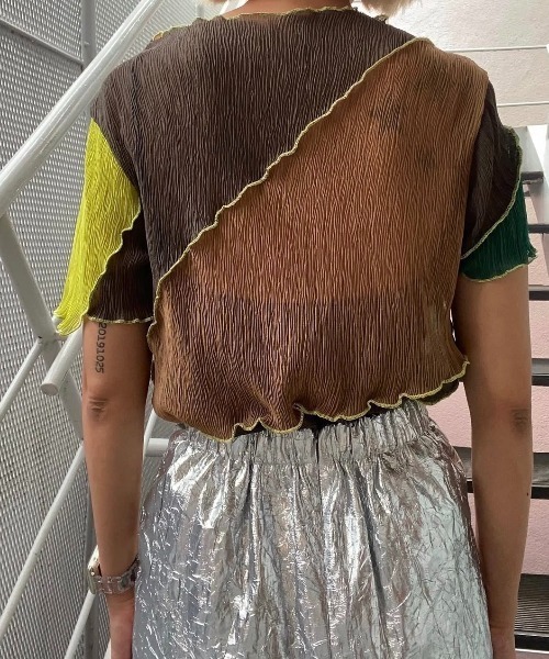 ENCLOSURE（エンクロージャー）の「【ENCLOSURE】2way multicolor switching sheer blouse（シャツ/ブラウス・レディース・グリーン系その他/レッド系その他/グレー系その他・FREE）」の13枚目の写真