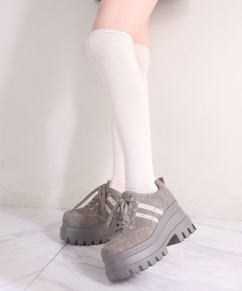 one after another NICE CLAUP（ワンアフターアナザーナイスクラップ）の「ビジュー付きトリプルソールスニーカー（スニーカー・レディース・ホワイト系その他/ホワイト/グレー・S/L/M）」の21枚目の写真