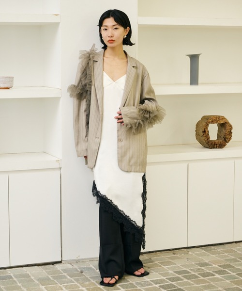 AIC.（エーアイシー）の「チュールデコレーションストライプジャケット（テーラードジャケット・レディース・ブラウン/ブラック/グレイッシュベージュ・FREE）」の16枚目の写真