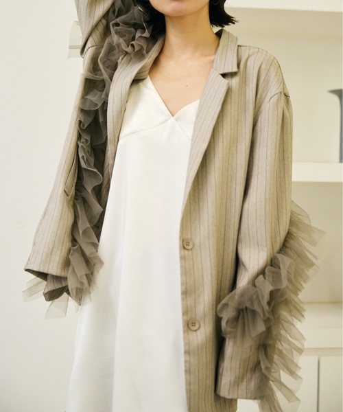 AIC.（エーアイシー）の「チュールデコレーションストライプジャケット（テーラードジャケット・レディース・ブラウン/ブラック/グレイッシュベージュ・FREE）」の15枚目の写真