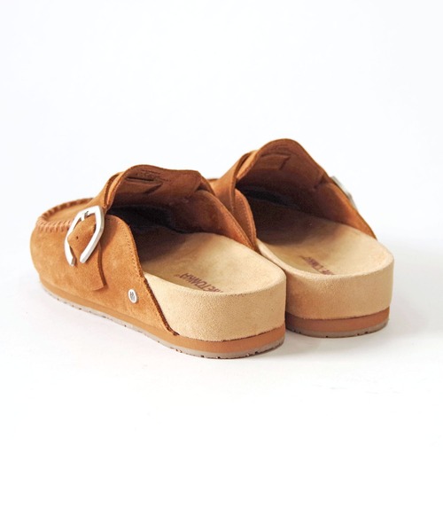 Minnetonka(ミネトンカ)の「MINNETONKA(ミネトンカ) / 本革 スエード クロッグシューズ BUCKLE CLOG(サンダル・レディース・ブラウン/ベージュ・7/6/8/9/5)」の11枚目の写真
