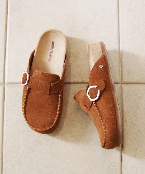Minnetonka(ミネトンカ)の「MINNETONKA(ミネトンカ) / 本革 スエード クロッグシューズ BUCKLE CLOG(サンダル・レディース・ブラウン/ベージュ・7/6/8/9/5)」の19枚目の写真