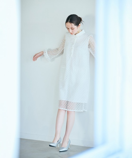 Audie a Muses(オーディアミューズ)の「ラグジュアリーレースワンピース(ワンピース・レディース・ブラック/オフホワイト・38/40/42)」の5枚目の写真