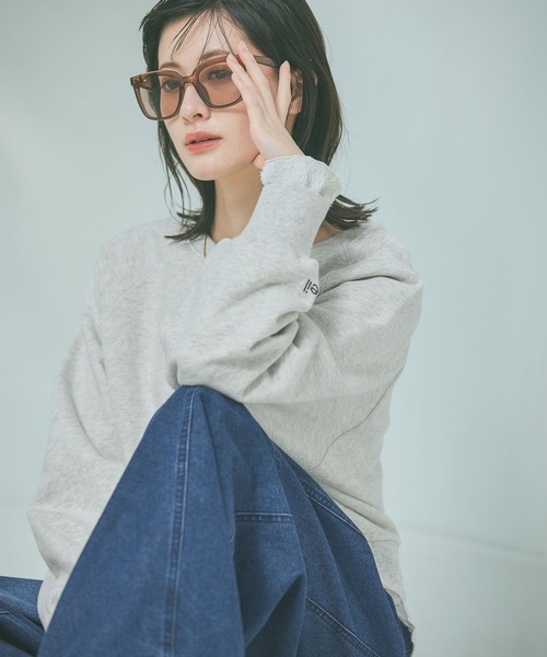 LAKOLE（ラコレ）の「袖刺繍ロゴスウェット / 643747（スウェット・レディース・レッド/ピンク/ネイビー/クリアイエロー・FREE）」の14枚目の写真