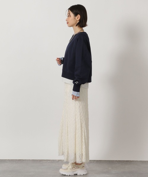 LAKOLE（ラコレ）の「袖刺繍ロゴスウェット / 643747（スウェット・レディース・レッド/ピンク/ネイビー/クリアイエロー・FREE）」の19枚目の写真