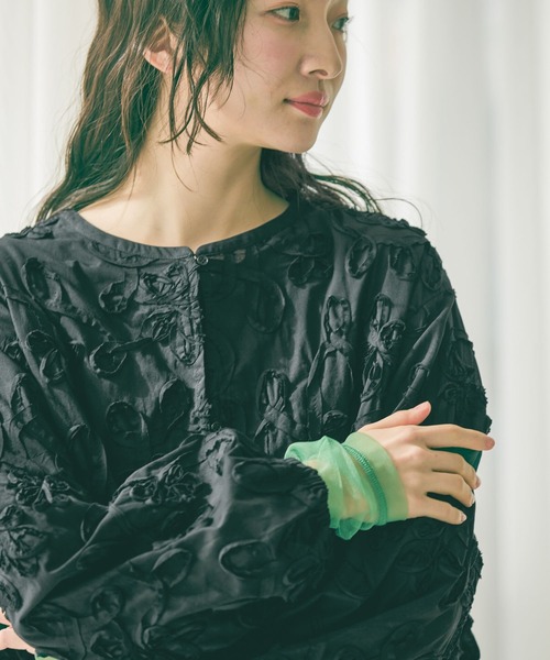 niko and...（ニコアンド）の「シアーチュール切り替えTEE（Tシャツ/カットソー・レディース・グレー/オフホワイト/ブラック・FREE）」の10枚目の写真