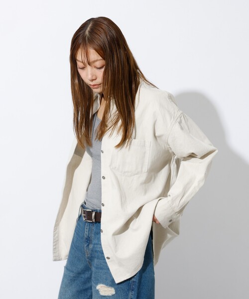 MICA&DEAL(マイカ&ディール)の「【MICA&DEAL /マイカアンドディール】Denim shirt / デニムシャツ(シャツ/ブラウス・メンズ・グレー/ライトブルー・フリー)」の17枚目の写真