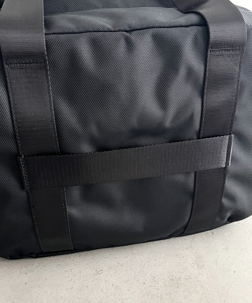 THE NORTH FACE(ザノースフェイス)の「THE NORTH FACE(ザ・ノースフェイス)/軽量 大容量 大きいサイズ トラベルバッグ ヘリテージカーゴバッグ/HERITAGE CARGO M_PLUS(ショルダーバッグ・レディース・ブラック/グレイッシュベージュ・FREE)」の18枚目の写真