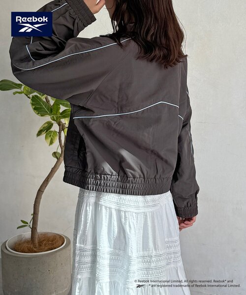 Reebok（リーボック）の「【Reebok】ナイロンブルゾン（ブルゾン・レディース・ネイビー/アイボリー/チャコールグレー・FREE）」の14枚目の写真