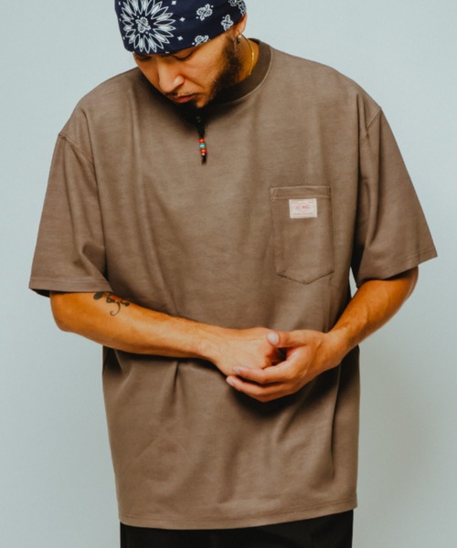 BIG MIKE（ビッグマイク）の「BIG MIKE ビックマイク/ ピグメント鹿の子 半袖 サングラスポケットTシャツ // 102628760（Tシャツ/カットソー・メンズ・サンドベージュ/スミクロ/ライトグレー/ダークブルー・MEDIUM/X-LARGE/LARGE）」の14枚目の写真
