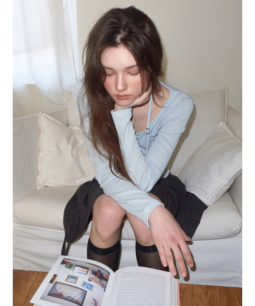 ETMON(エトモン)の「Buckle Strap T-Shirt, Light Blue(Tシャツ/カットソー・レディース・その他・F)」の4枚目の写真