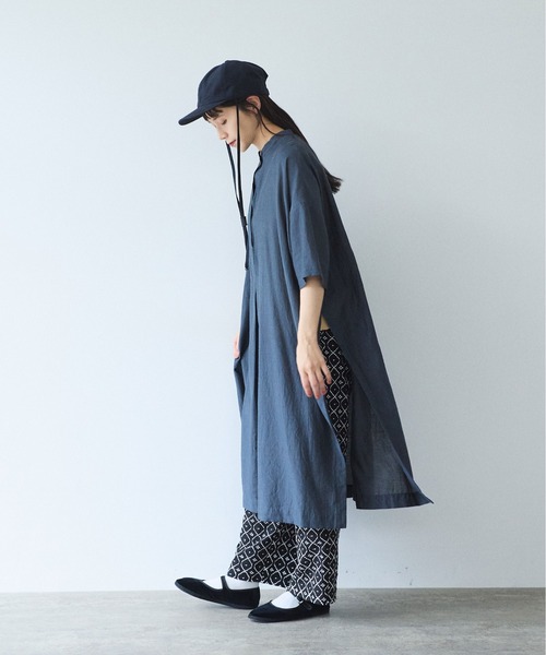 yuni（ユニ　）の「Ra/R/Ny oversized kaftan one-piece（ワンピース・レディース・ライラック/チャコールグレー・FREE）」の12枚目の写真