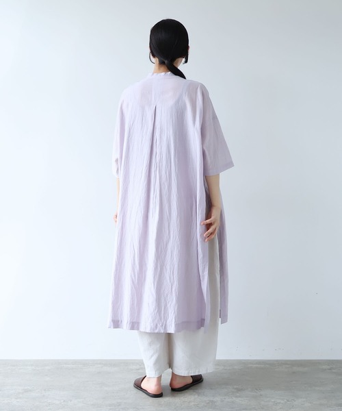 yuni（ユニ　）の「Ra/R/Ny oversized kaftan one-piece（ワンピース・レディース・ライラック/チャコールグレー・FREE）」の6枚目の写真