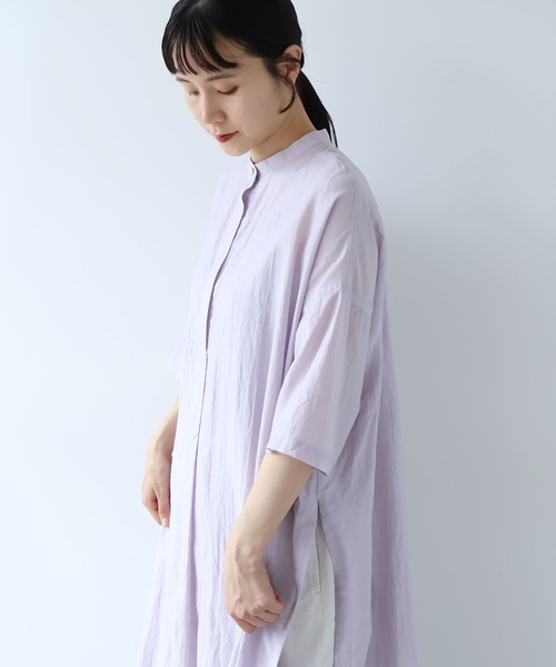 yuni（ユニ　）の「Ra/R/Ny oversized kaftan one-piece（ワンピース・レディース・ライラック/チャコールグレー・FREE）」の8枚目の写真