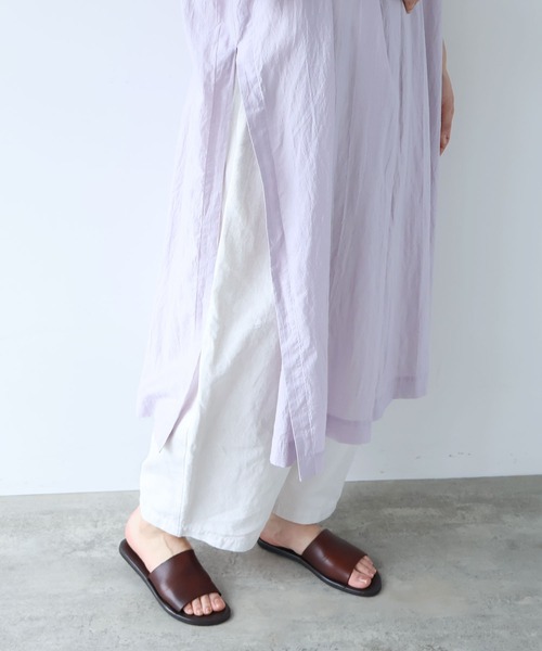 yuni（ユニ　）の「Ra/R/Ny oversized kaftan one-piece（ワンピース・レディース・ライラック/チャコールグレー・FREE）」の9枚目の写真