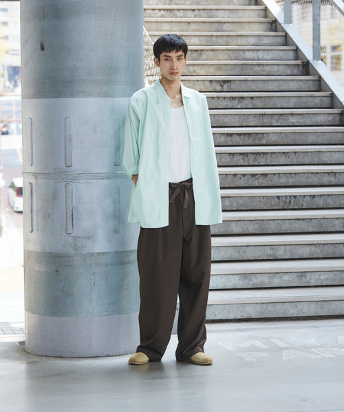 JOURNAL STANDARD（ジャーナルスタンダード）の「ウーリーノ オーバー パンツ（スラックス・メンズ・グレー/カーキ/ブラック/ブラウン・LARGE/MEDIUM/SMALL）」の17枚目の写真