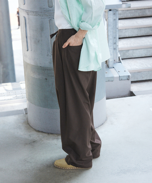 JOURNAL STANDARD（ジャーナルスタンダード）の「ウーリーノ オーバー パンツ（スラックス・メンズ・グレー/カーキ/ブラック/ブラウン・LARGE/MEDIUM/SMALL）」の14枚目の写真