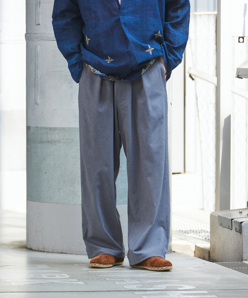 JOURNAL STANDARD(ジャーナルスタンダード)の「ウーリーノ オーバー パンツ(スラックス・メンズ・グレー/カーキ/ブラック/ブラウン・LARGE/MEDIUM/SMALL)」の1枚目の写真