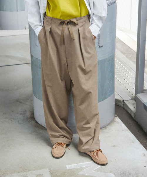 JOURNAL STANDARD(ジャーナルスタンダード)の「ウーリーノ オーバー パンツ(スラックス・メンズ・グレー/カーキ/ブラック/ブラウン・LARGE/MEDIUM/SMALL)」の4枚目の写真