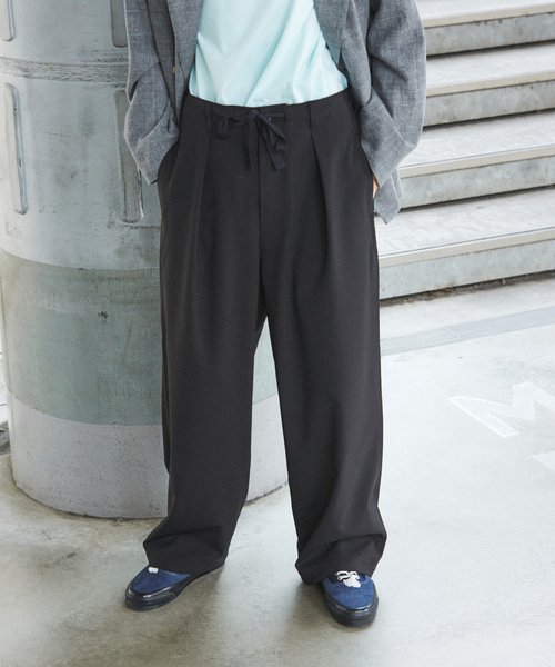 JOURNAL STANDARD(ジャーナルスタンダード)の「ウーリーノ オーバー パンツ(スラックス・メンズ・グレー/カーキ/ブラック/ブラウン・LARGE/MEDIUM/SMALL)」の2枚目の写真