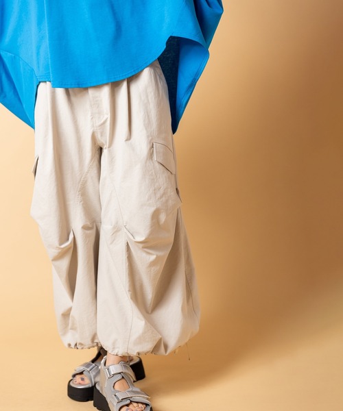 OSMOSIS(オズモーシス)の「切替コクーンパンツ(その他パンツ・レディース・アイボリー/カーキ/ブラック・ONE SIZE)」の6枚目の写真