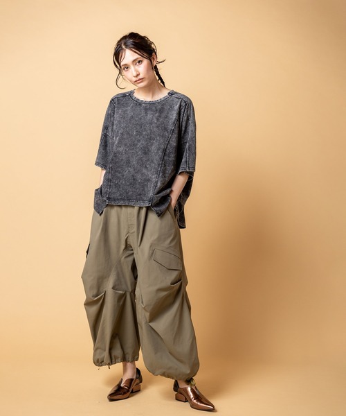 OSMOSIS(オズモーシス)の「切替コクーンパンツ(その他パンツ・レディース・アイボリー/カーキ/ブラック・ONE SIZE)」の7枚目の写真