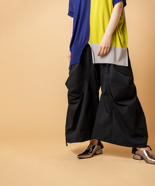 OSMOSIS(オズモーシス)の「切替コクーンパンツ(その他パンツ・レディース・アイボリー/カーキ/ブラック・ONE SIZE)」の15枚目の写真