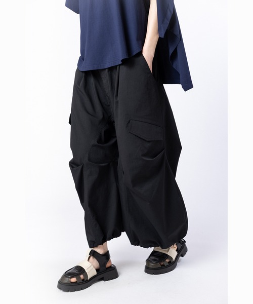 OSMOSIS(オズモーシス)の「切替コクーンパンツ(その他パンツ・レディース・アイボリー/カーキ/ブラック・ONE SIZE)」の20枚目の写真