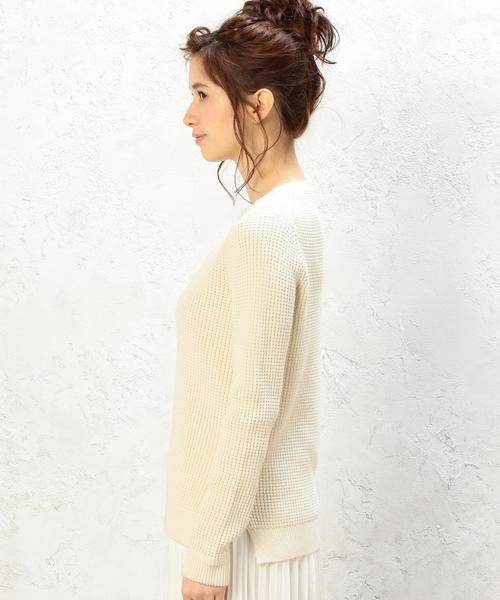 green label relaxing（グリーンレーベルリラクシング）の「CB HandWash QUARZO ワッフル PO ニット◆（ニット/セーター・レディース・オフホワイト/オリーブ/ネイビー・FREE）」の6枚目の写真