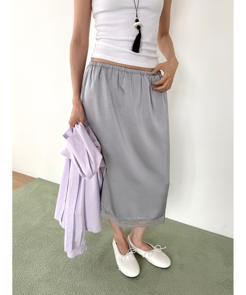 Didot.showroom(ディドット ショールーム)の「ピュアサテンレーススカート(スカート・レディース・アイボリー/シルバー/バーガンディー・FREE)」の3枚目の写真