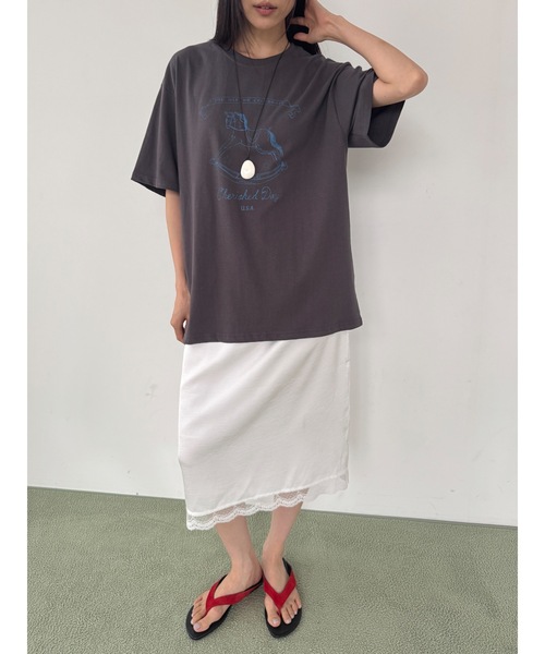 Didot.showroom(ディドット ショールーム)の「ピュアサテンレーススカート(スカート・レディース・アイボリー/シルバー/バーガンディー・FREE)」の4枚目の写真