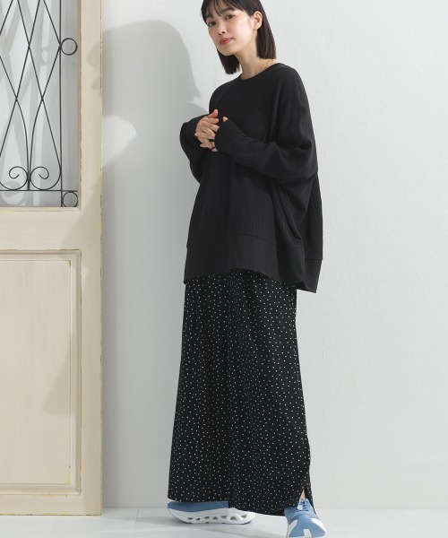 OMNES(オムネス)の「ダブルガーゼリブ切替ラグランプルオーバー長袖シャツ(Tシャツ/カットソー・レディース・ブラック/アイボリー/ブルー/ベージュ・FREE)」の12枚目の写真