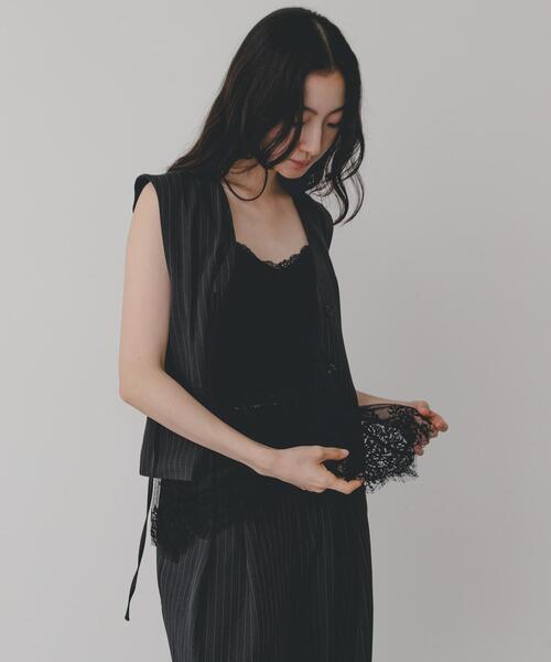 SENSE OF PLACE by URBAN RESEARCH（センスオブプレイスバイアーバンリサーチ）の「レースドッキングカップツキキャミソール（キャミソール・レディース・オフホワイト/ブラック・ONE）」の2枚目の写真