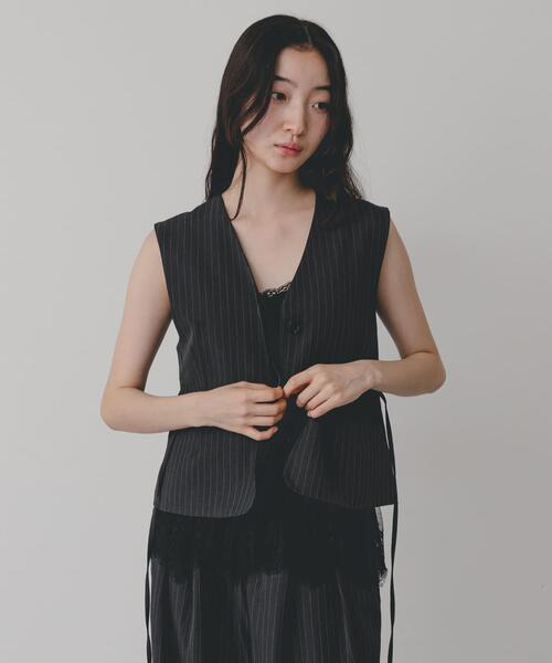 SENSE OF PLACE by URBAN RESEARCH（センスオブプレイスバイアーバンリサーチ）の「レースドッキングカップツキキャミソール（キャミソール・レディース・オフホワイト/ブラック・ONE）」の15枚目の写真