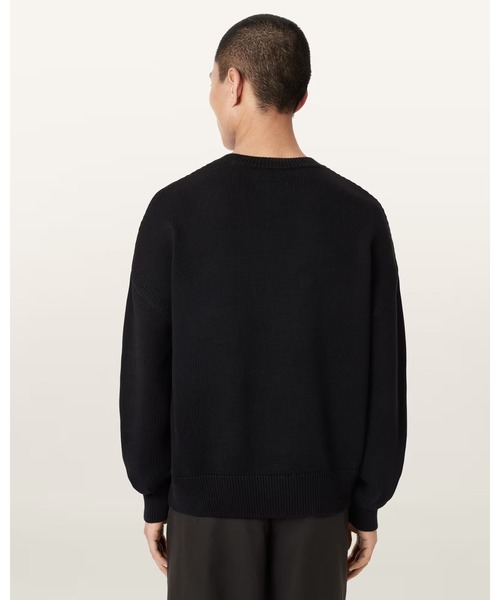 ALLSAINTS(オールセインツ)の「CROSSED OVERSIZED CREW NECK EMBROIDERED JUMPER | CROSSED オーバーサイズ クルー ネック 刺繍 ニット・セーター(ニット/セーター・メンズ・ブラック・XS/M/L/S)」の8枚目の写真